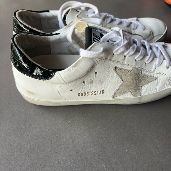 Golden Goose Superstar sneakers. Size 8 - Picture 3 of 9